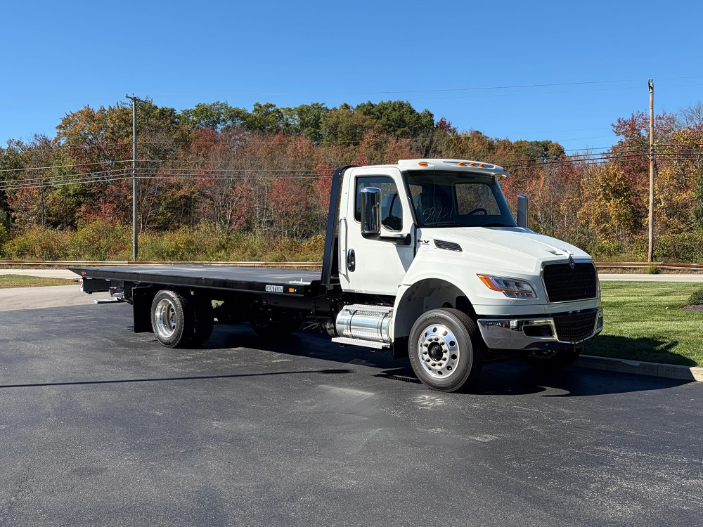 2027 International MV Rollback (Key# 2152) 1